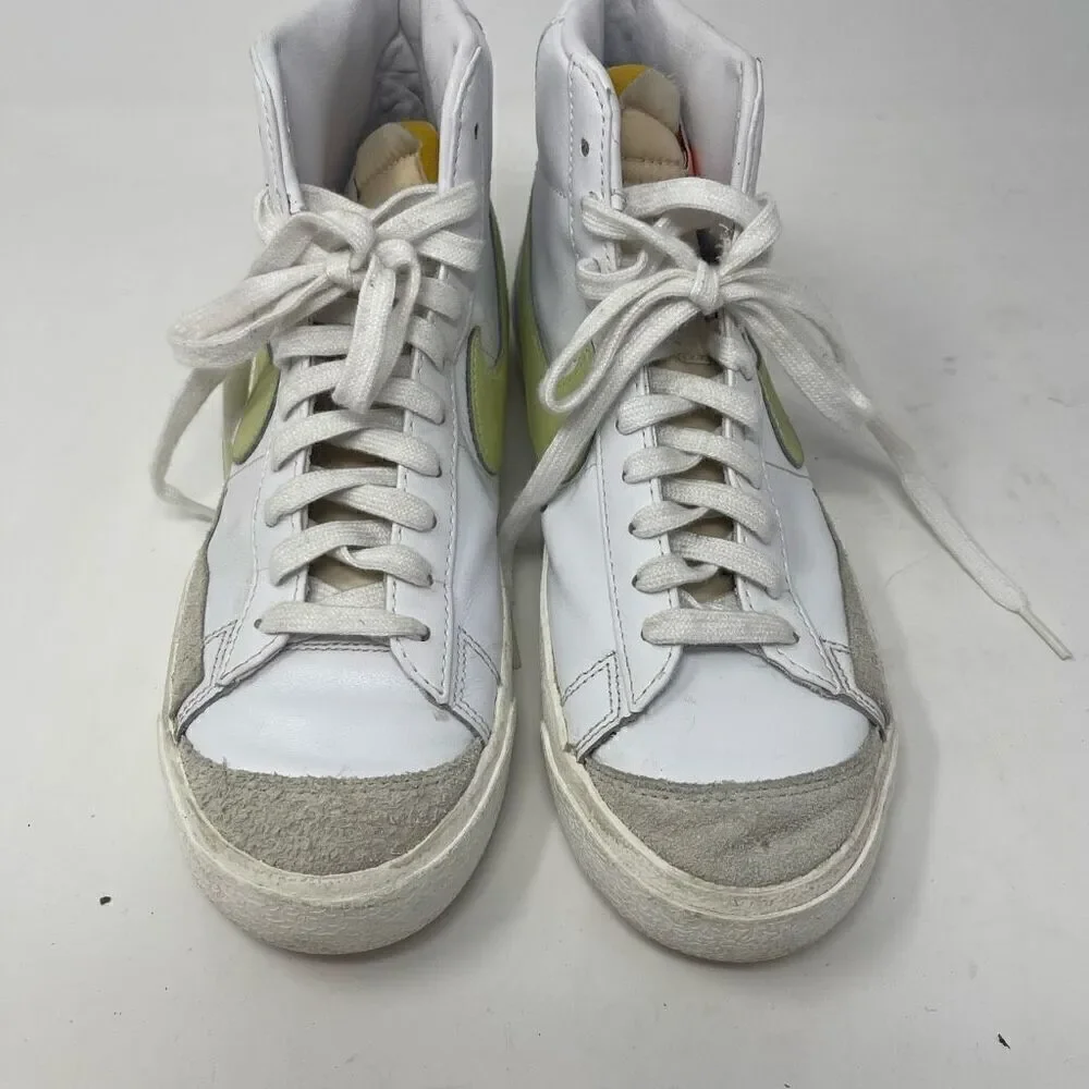 Nike White Lemon Venom Blazer Mid 77 Sneaker Athletic Shoes Size 8.5